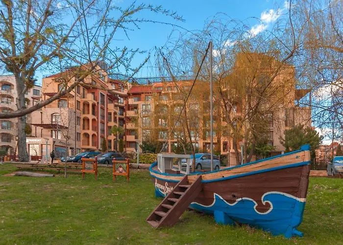 Harmony Jungle - Family Friendly Complex מלון דירות סאני ביץ'