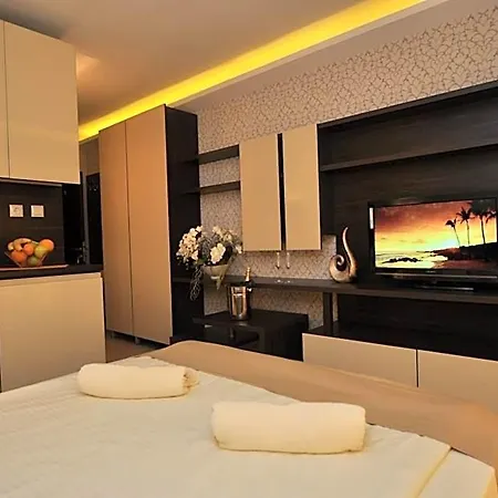 Harmony Jungle - Family Friendly Complex شقة فندقية 4*